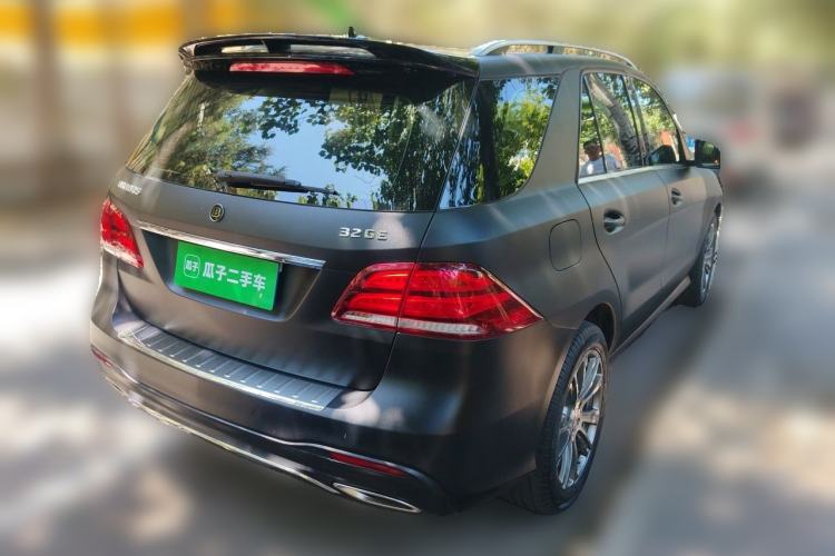 Used Mercedes-Benz GLE  Rear Right 45 Deg
