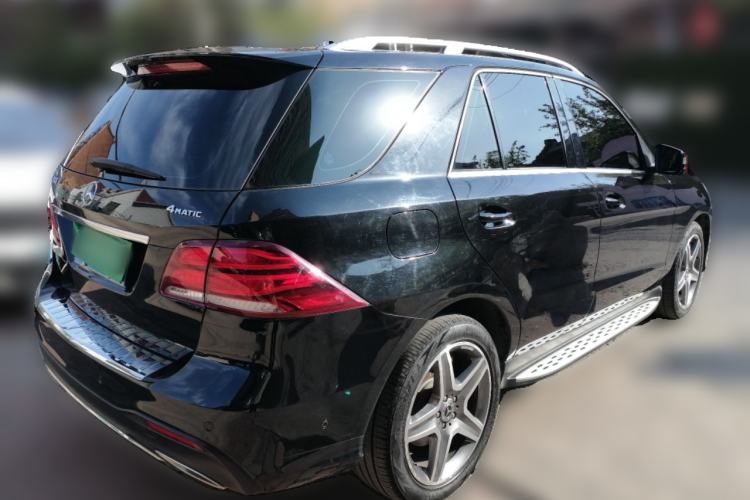 Used Mercedes-Benz GLE 2017 GLE 400 4MATIC Rear Right 45 Deg