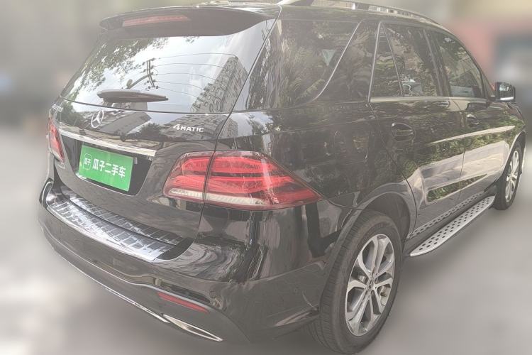 Used Mercedes-Benz GLE 2017 GLE 320 4MATIC Dynamic Model Rear Right 45 Deg