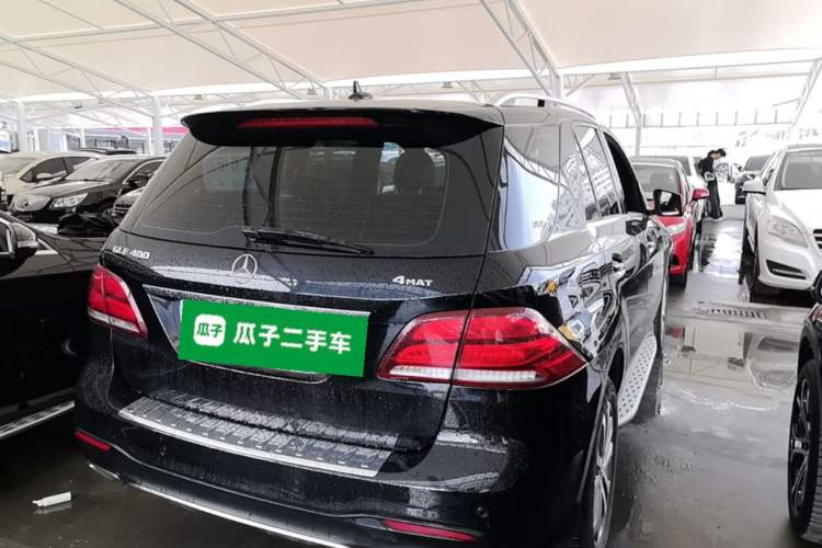 Used Mercedes-Benz GLE 2017 GLE 320 4MATIC Dynamic Model Rear Right 45 Deg