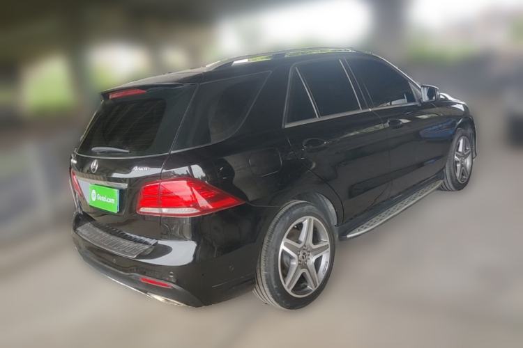 Used Mercedes-Benz GLE 2017 GLE 400 4MATIC Rear Right 45 Deg