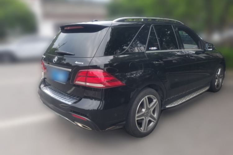 Used Mercedes-Benz GLE 2017 GLE 400 4MATIC Rear Right 45 Deg
