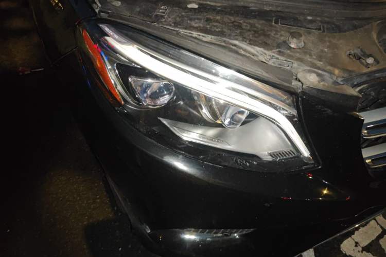Used Mercedes-Benz GLE  Right Front Headlight
