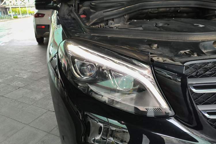 Used Mercedes-Benz GLE 2017 GLE 400 4MATIC Right Front Headlight