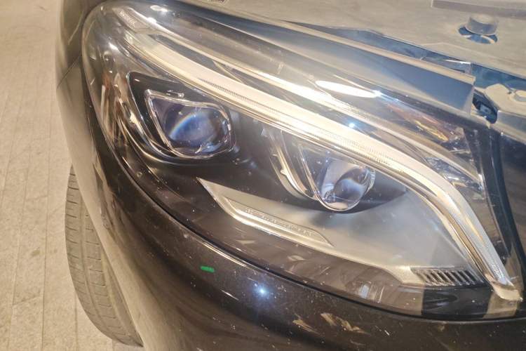 Used Mercedes-Benz GLE 2017 GLE 400 4MATIC Right Front Headlight