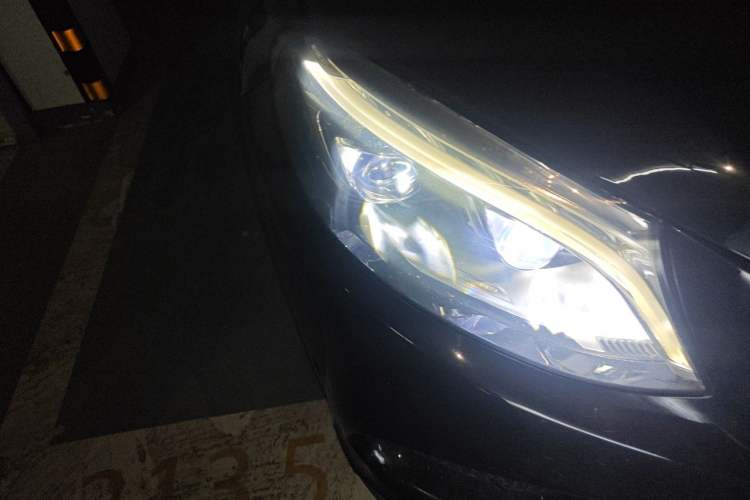 Used Mercedes-Benz GLE 2017 GLE 400 4MATIC Right Front Headlight