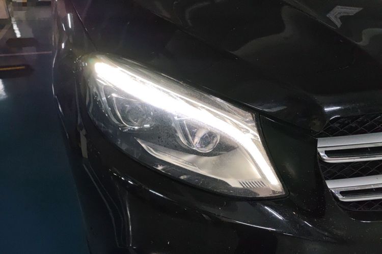 Used Mercedes-Benz GLE 2017 GLE 400 4MATIC Right Front Headlight