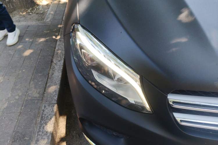 Used Mercedes-Benz GLE  Right Front Headlight