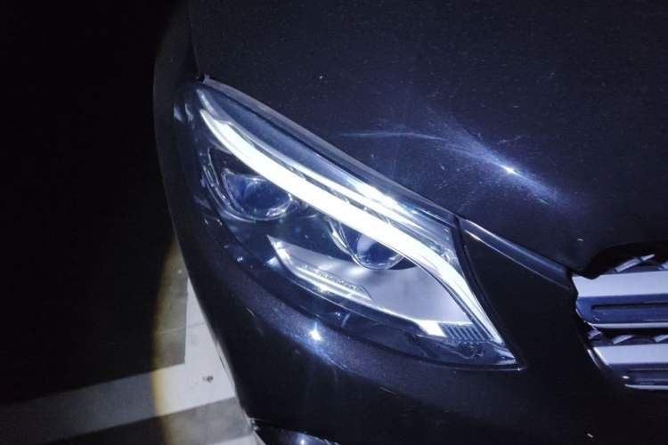 Used Mercedes-Benz GLE 2017 GLE 320 4MATIC Dynamic Model Right Front Headlight