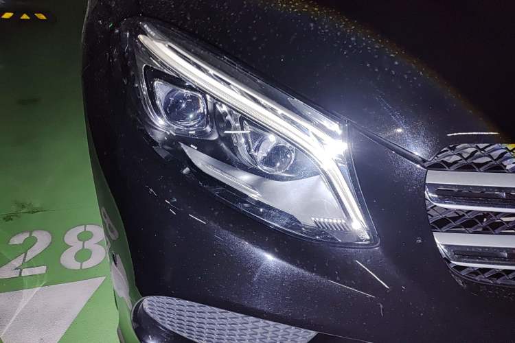 Used Mercedes-Benz GLE 2017 GLE 320 4MATIC Dynamic Model Right Front Headlight