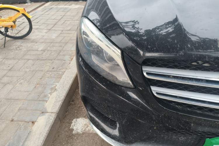 Used Mercedes-Benz GLE 2017 GLE 320 4MATIC Dynamic Model Right Front Headlight