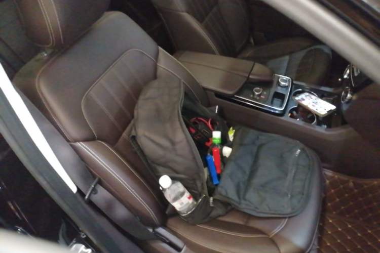 Used Mercedes-Benz GLE 2017 GLE 320 4MATIC Dynamic Model Right Front Seat