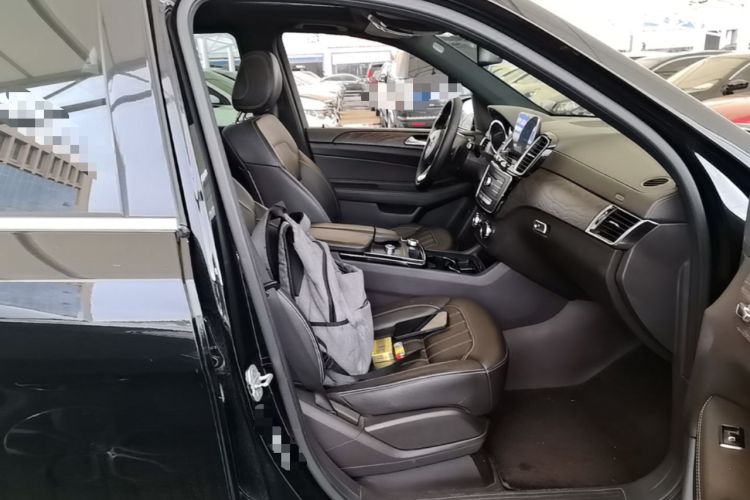 Used Mercedes-Benz GLE 2017 GLE 320 4MATIC Dynamic Model Right Front Seat