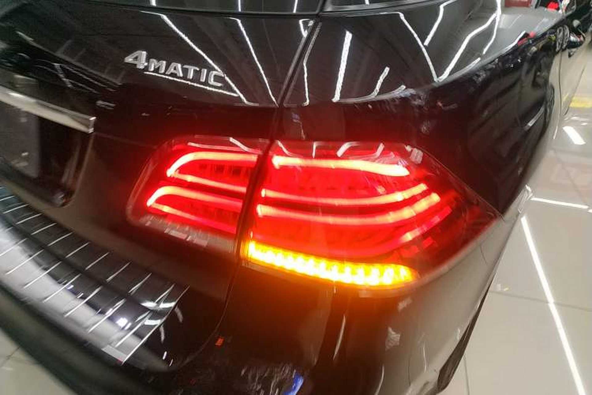 Used Mercedes-Benz GLE 2017 GLE 320 4MATIC Dynamic Model Right Rear Taillight