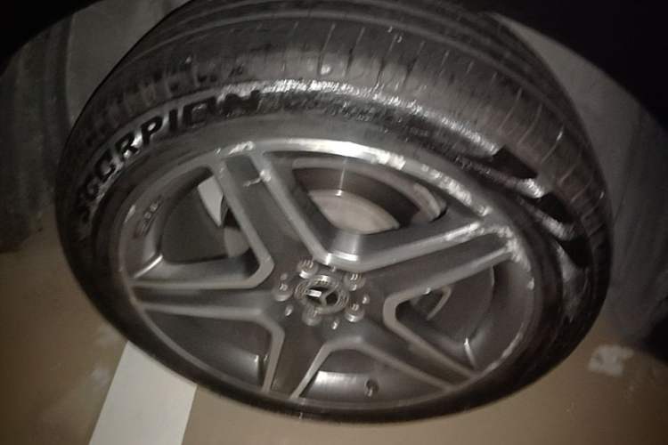 Used Mercedes-Benz GLE 2017 GLE 400 4MATIC Right Rear Wheel Hub