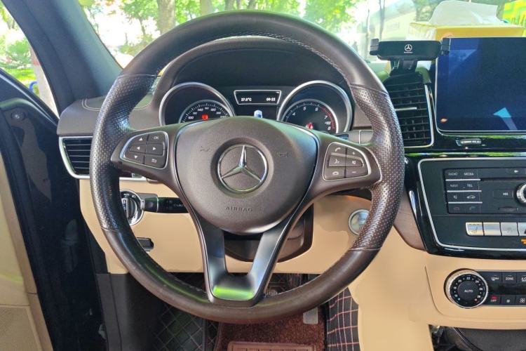 Used Mercedes-Benz GLE 2017 GLE 400 4MATIC Steering Wheel
