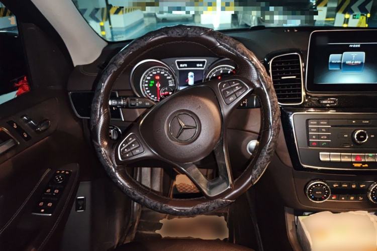 Used Mercedes-Benz GLE 2017 GLE 400 4MATIC Steering Wheel