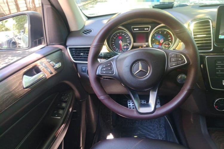 Used Mercedes-Benz GLE  Steering Wheel