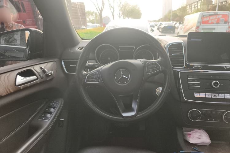 Used Mercedes-Benz GLE 2017 GLE 400 4MATIC Steering Wheel
