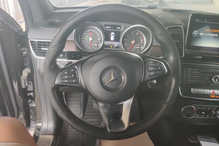 Used Mercedes-Benz GLE 2017 GLE 400 4MATIC Steering Wheel