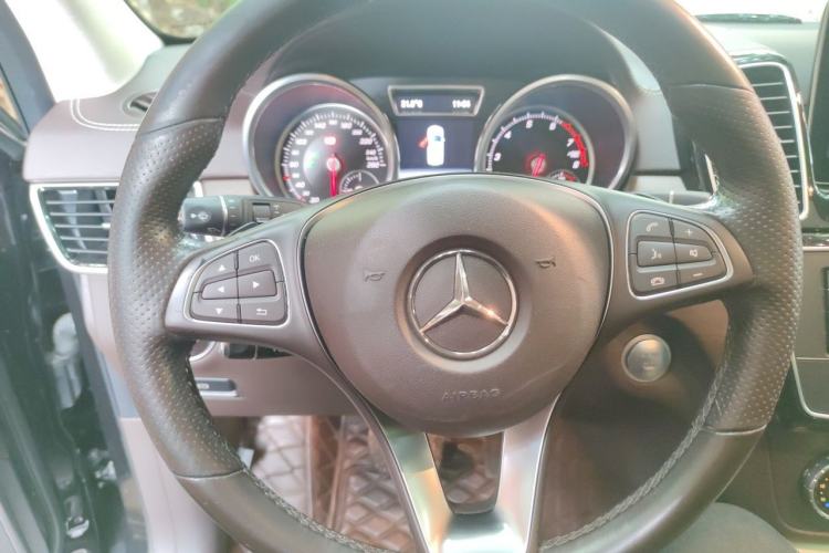 Used Mercedes-Benz GLE 2017 GLE 400 4MATIC Steering Wheel