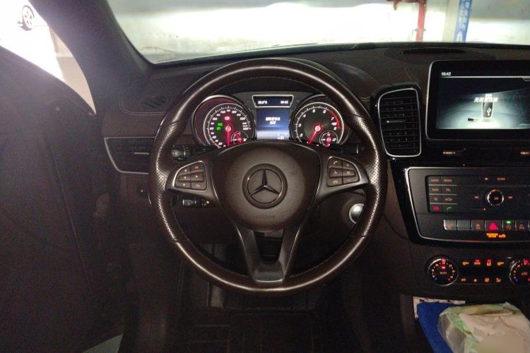 Used Mercedes-Benz GLE 2017 GLE 400 4MATIC Steering Wheel