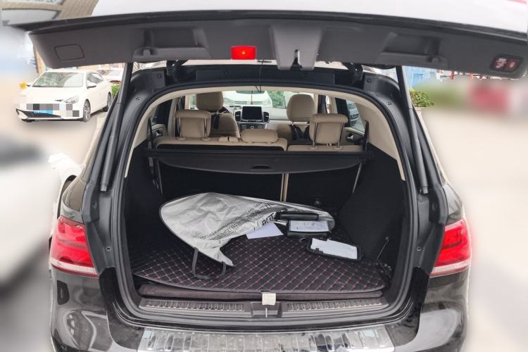 Used Mercedes-Benz GLE 2017 GLE 320 4MATIC Luxury Model Trunk