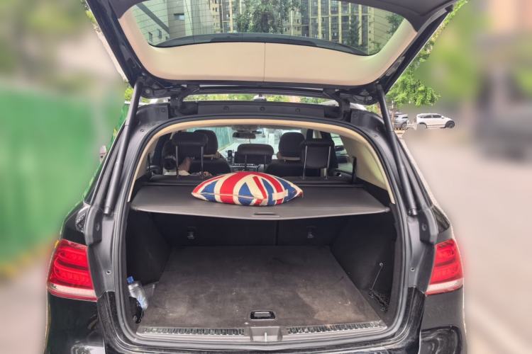 Used Mercedes-Benz GLE 2017 GLE 400 4MATIC Trunk