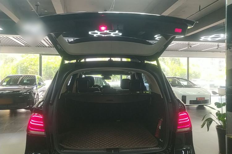 Used Mercedes-Benz GLE 2017 GLE 320 4MATIC Dynamic Model Trunk