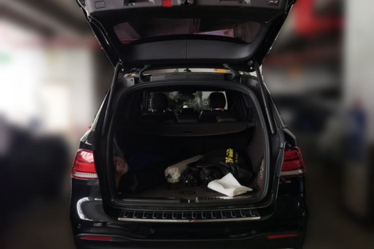 Used Mercedes-Benz GLE 2017 GLE 400 4MATIC Trunk