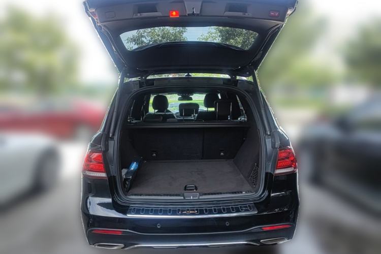 Used Mercedes-Benz GLE 2017 GLE 320 4MATIC Dynamic Model Trunk