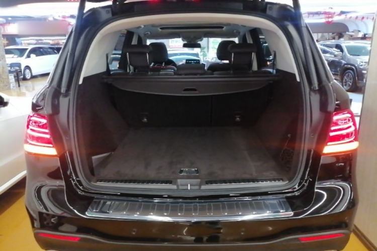 Used Mercedes-Benz GLE 2017 GLE 320 4MATIC Dynamic Model Trunk