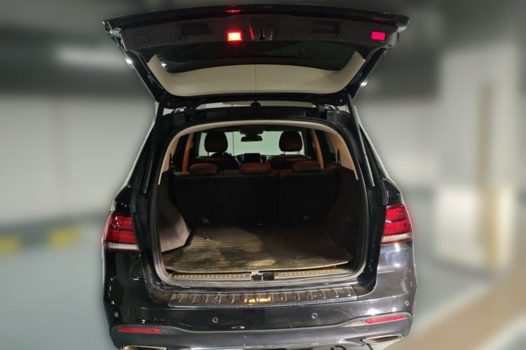 Used Mercedes-Benz GLE 2017 GLE 320 4MATIC Dynamic Model Trunk