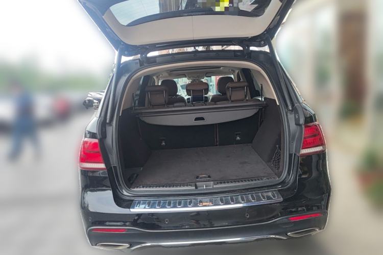 Used Mercedes-Benz GLE 2017 GLE 400 4MATIC Trunk