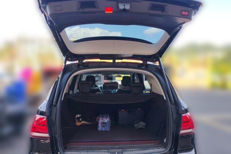 Used Mercedes-Benz GLE 2017 GLE 320 4MATIC Dynamic Model Trunk