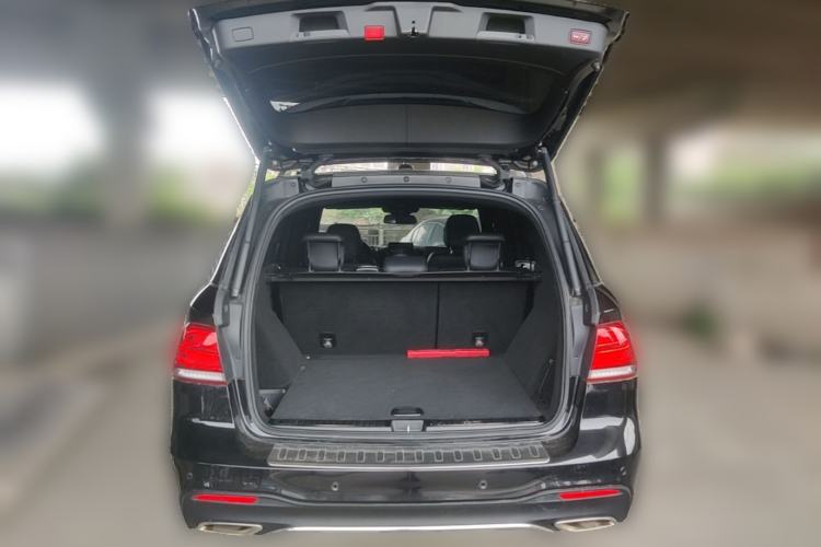 Used Mercedes-Benz GLE 2017 GLE 400 4MATIC Trunk
