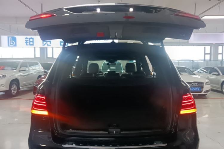 Used Mercedes-Benz GLE 2017 GLE 320 4MATIC Dynamic Model Trunk