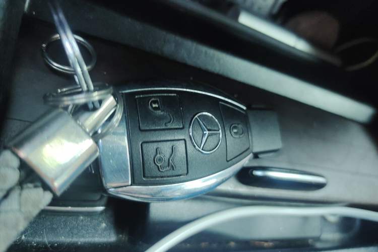 Used Mercedes-Benz GLE 2017 GLE 400 4MATIC Vehicle Key