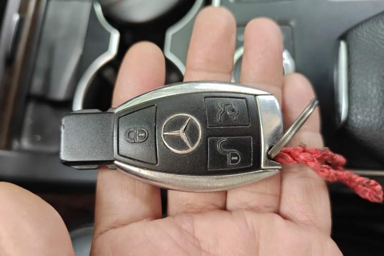 Used Mercedes-Benz GLE 2017 GLE 320 4MATIC Luxury Model Vehicle Key