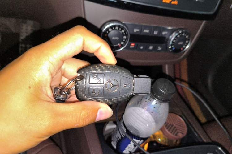 Used Mercedes-Benz GLE 2017 GLE 400 4MATIC Vehicle Key