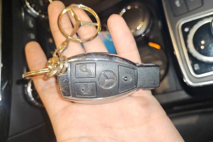 Used Mercedes-Benz GLE 2017 GLE 400 4MATIC Vehicle Key
