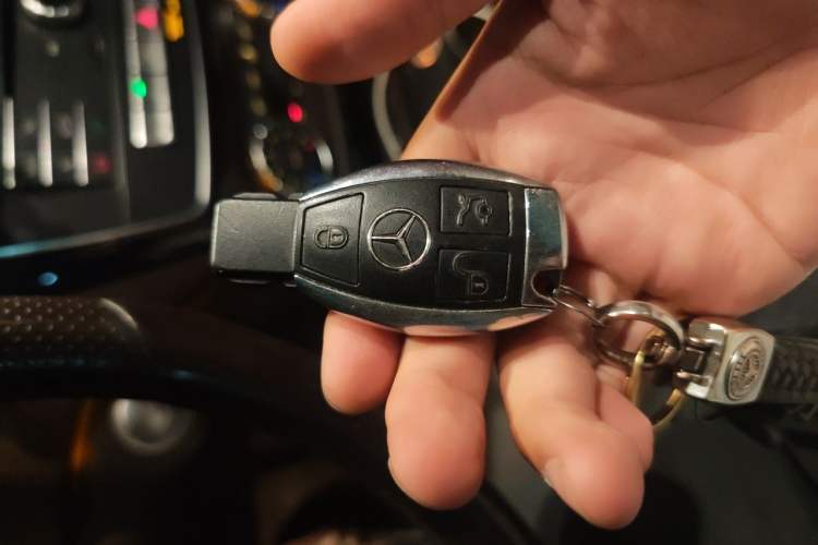 Used Mercedes-Benz GLE 2017 GLE 320 4MATIC Dynamic Model Vehicle Key