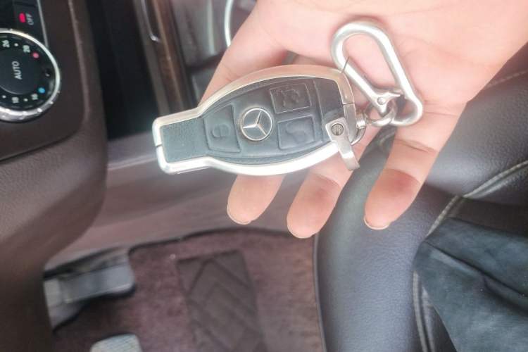 Used Mercedes-Benz GLE 2017 GLE 320 4MATIC Luxury Model Vehicle Key