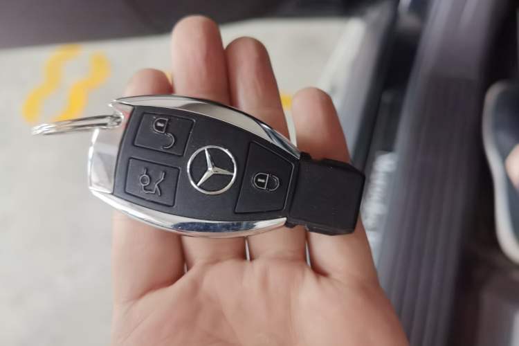 Used Mercedes-Benz GLE 2017 GLE 400 4MATIC Vehicle Key