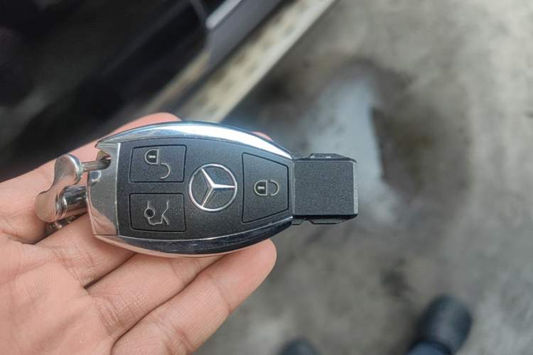 Used Mercedes-Benz GLE 2017 GLE 320 4MATIC Dynamic Model Vehicle Key