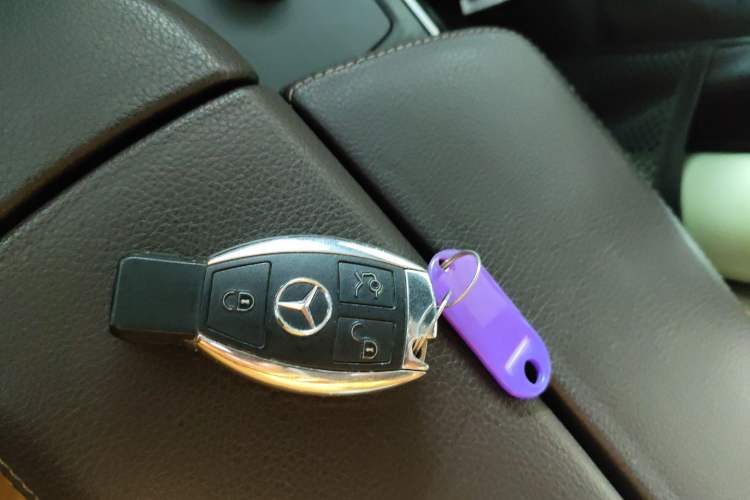 Used Mercedes-Benz GLE 2017 GLE 320 4MATIC Dynamic Model Vehicle Key