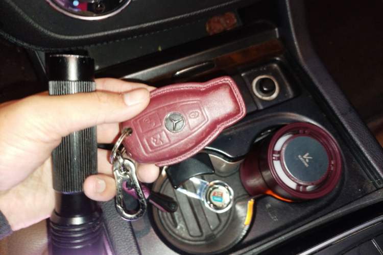 Used Mercedes-Benz GLE  Vehicle Key