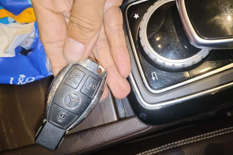 Used Mercedes-Benz GLE 2017 GLE 400 4MATIC Vehicle Key
