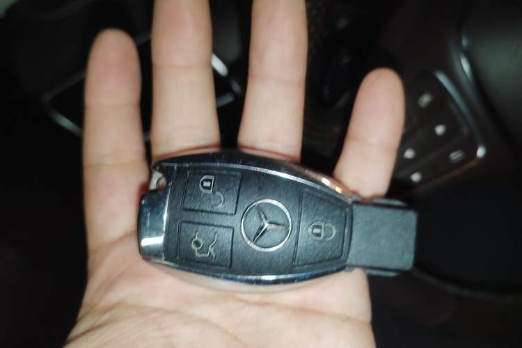 Used Mercedes-Benz GLE 2017 GLE 320 4MATIC Dynamic Model Vehicle Key