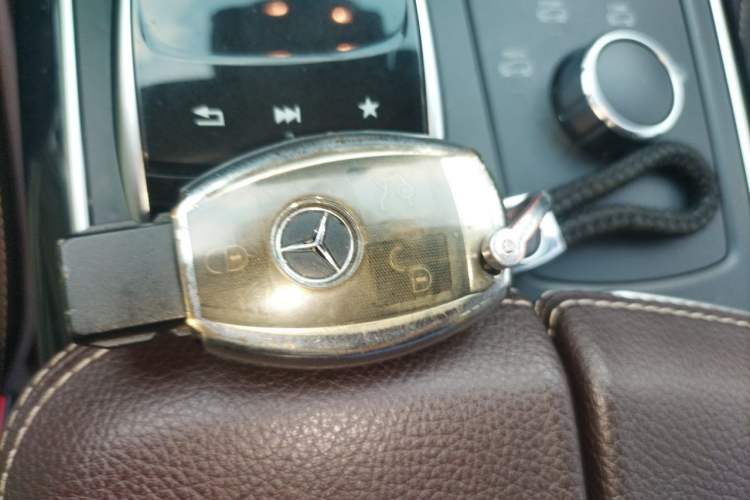 Used Mercedes-Benz GLE 2017 GLE 320 4MATIC Luxury Model Vehicle Key